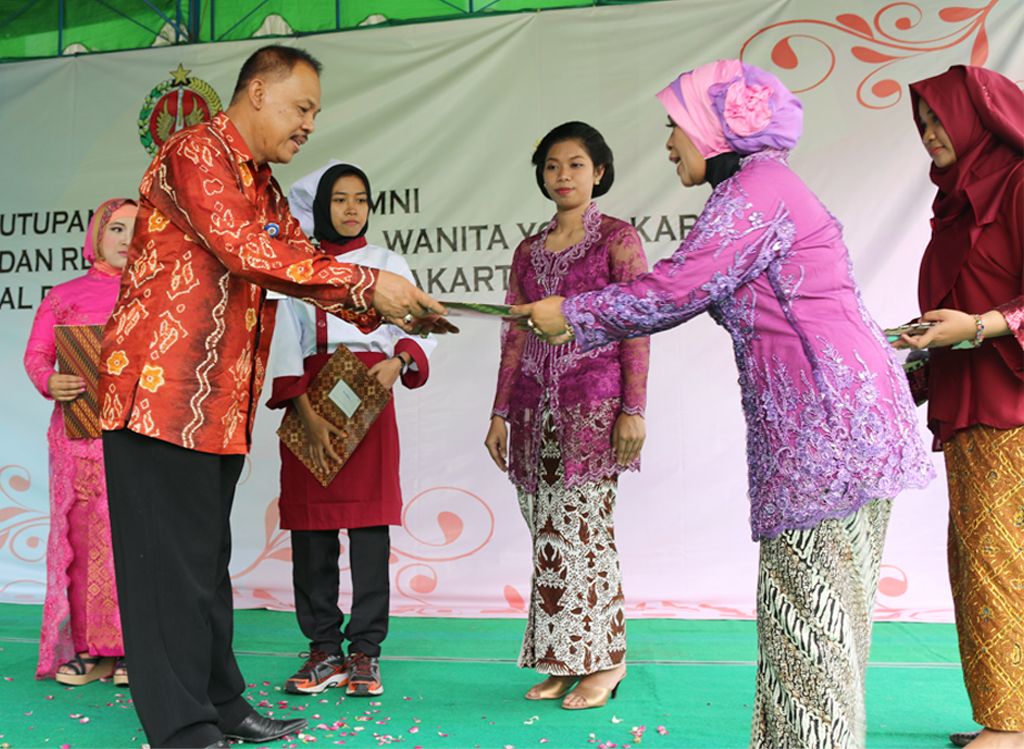  30 Siswi BPRSW Yogyakarta Siap Mandiri